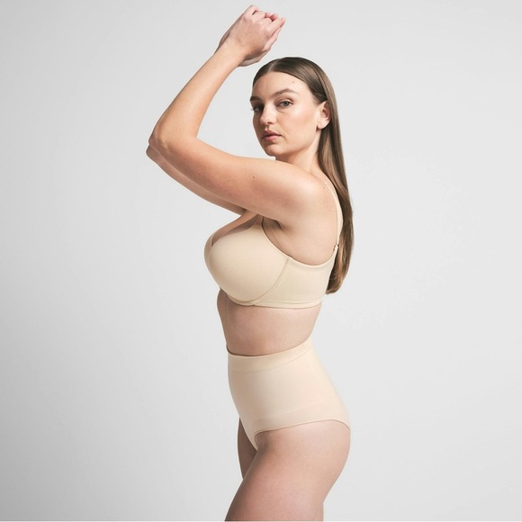 SKIMS • seamless sculpt mid waisted briefs NWT RW1 - Picture 2 of 7